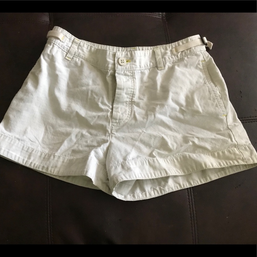 Y2K GAP lightweight shorts